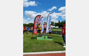 Hugo sur la 3ième marche du podium chez les benjamins