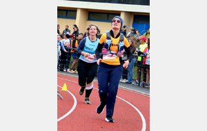 Valérie à l'arrivée du 10 kilomètres 