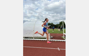 Pauline termine le relais benjamine pour la victoire !