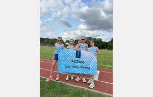 Championne du Val d'Oise benjamine et les nouvelles recordwomen du club : Pauline, Victoire, Clémentine, Alicia