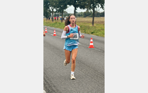 Manon record cadette du 5 kilomètres en 20'16'' et qualification aux championnats de France du 5 kilomètres. 