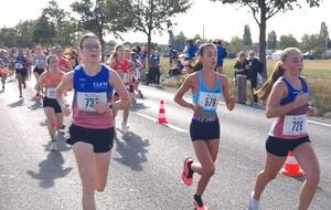 Lou LEBAZ minime 26'13 arrêt pendant la course vers le quatième kilomètres , première expérience