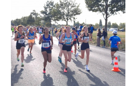 Julie LAGET cadette 21'21 qualifiée aux championnats de France